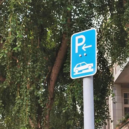 Comfortable In Quaint Village Apartman *